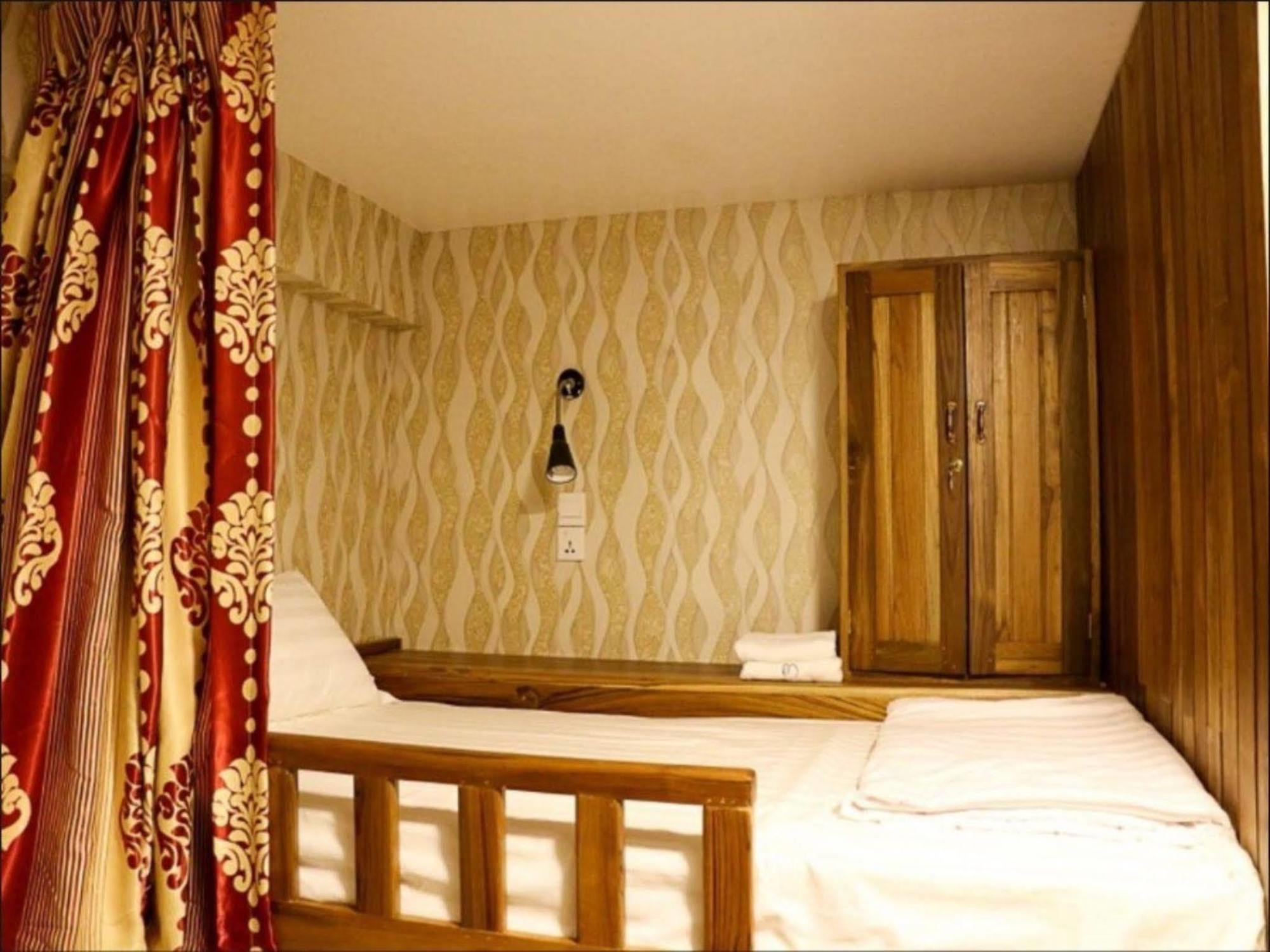 Wayfarer'S Rest Otel Yangon Dış mekan fotoğraf