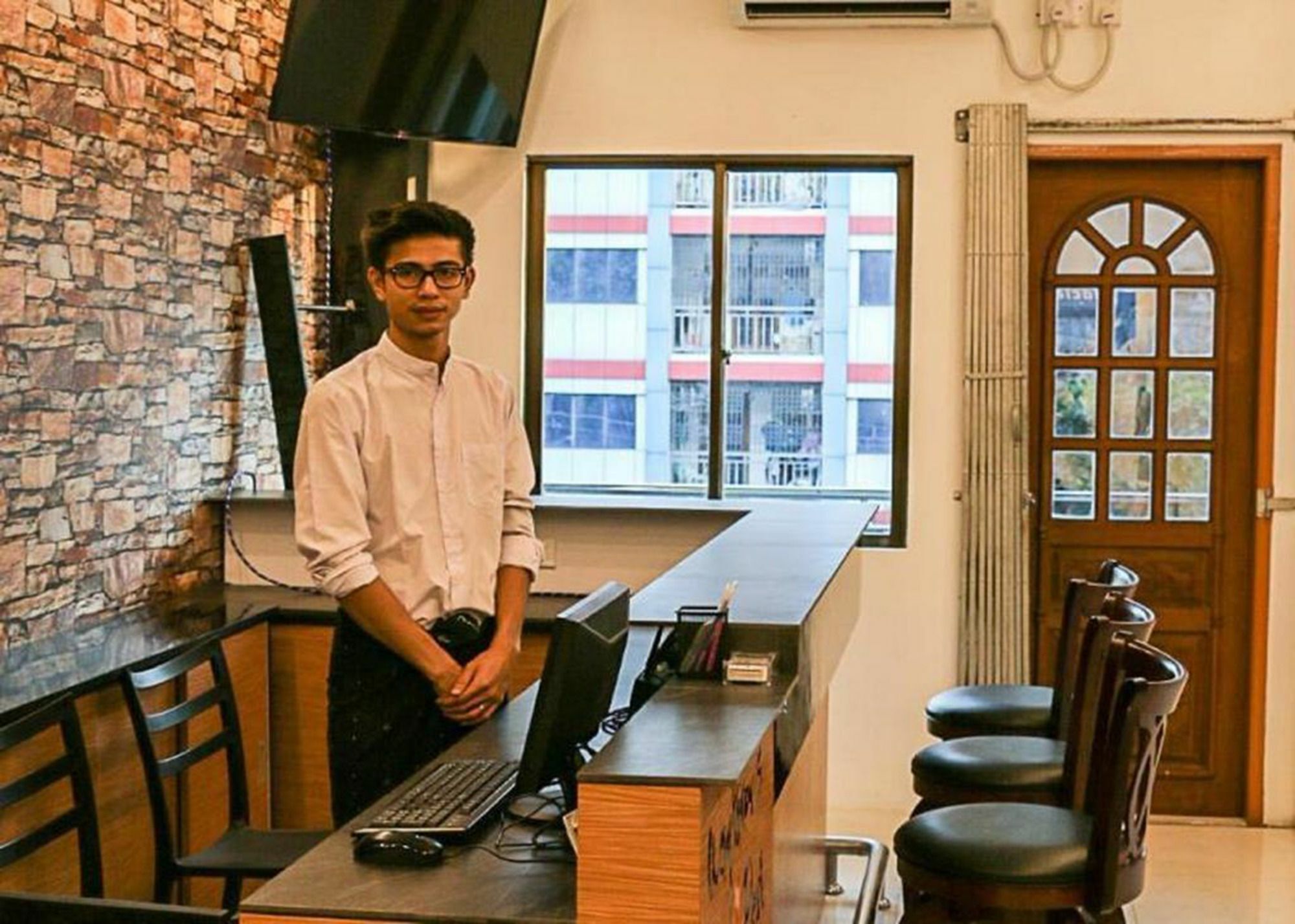 Wayfarer'S Rest Otel Yangon Dış mekan fotoğraf